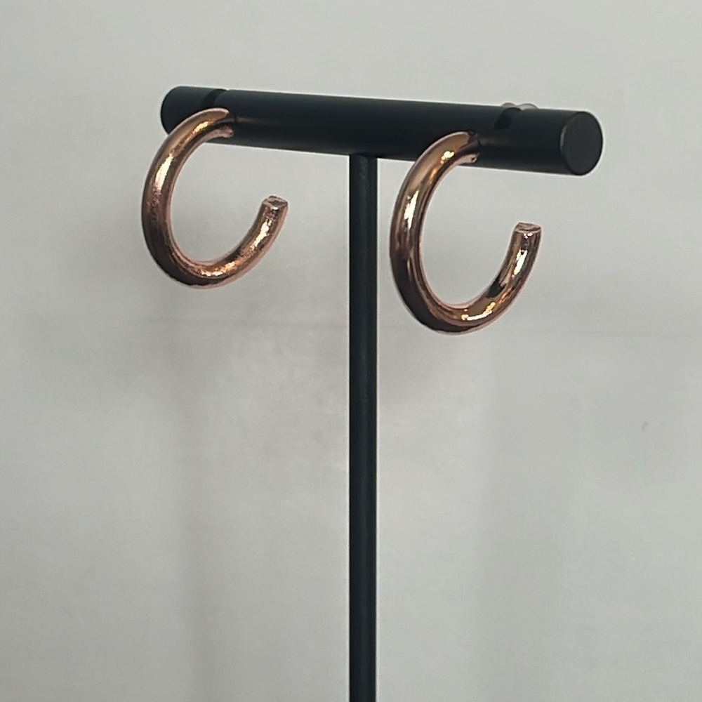 Rose Gold Polished Hoop Earrings
